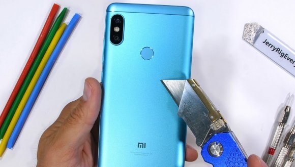 xiaomi-redmi-note-5-pro-dayaniklilik-testi-1.jpg xiaomi-redmi-note-5-pro-dayaniklilik-testi-1.jpg